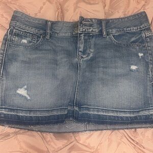 🫶 3 for $15! Old navy size 6 blue jean Denim Mini Skirt. Offers open!